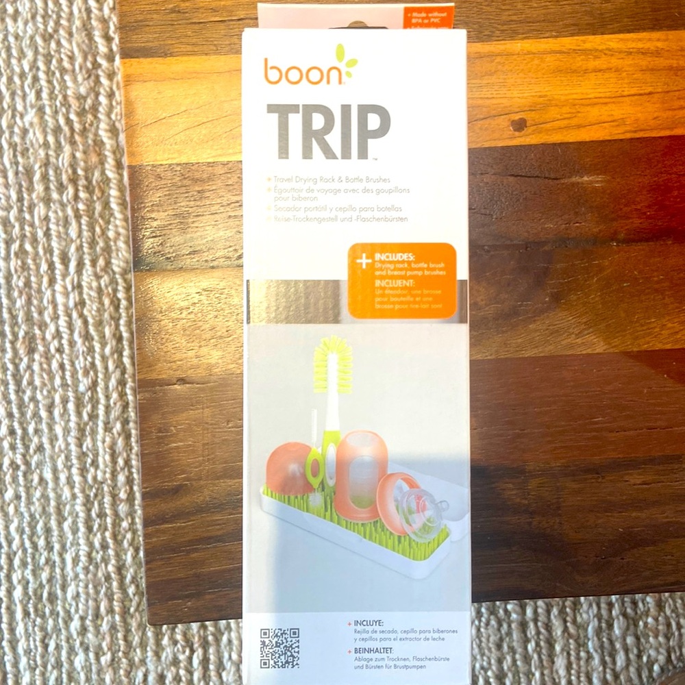 NEW Boon Trip Portable drying rack and brushes. Still in box